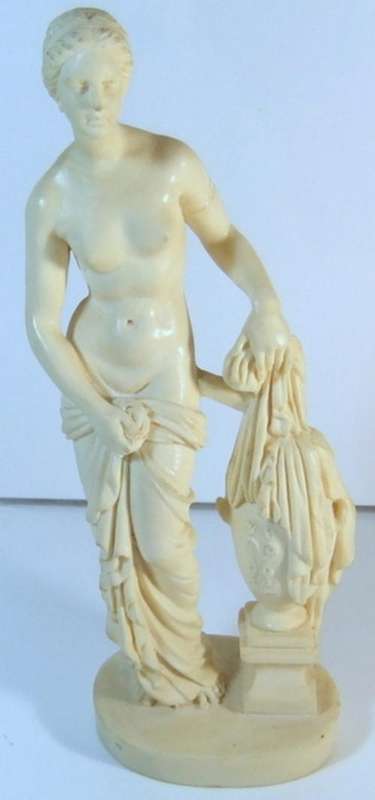RESIN STATUE  BY A SANTINI - ITALIAN  (H24 x W10.5 x D6cm)