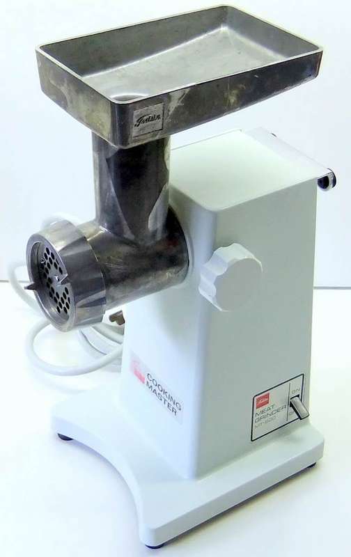ELECTRIC  MEAT GRINDER  TOSHIBA  MODEL  MT-500   (MEAT MINCER )