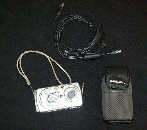A 3,2 Samsung Digimax 370 Camera