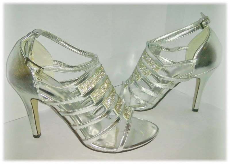 **BLING** DIAMANTE HEELS - MUST HAVE IN SIZE UK 6