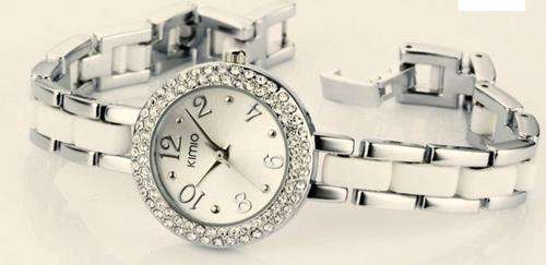 ***SUPER VALUE***GORGEOUS HIGH FASHION WATCH IN WHITE***