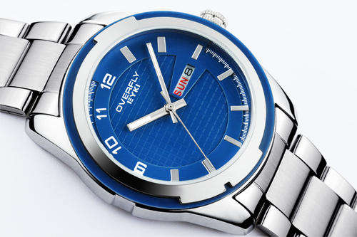 ***SUPER VALUE***HIGH QUALITY MENS CALENDER WATCH IN BLUE**