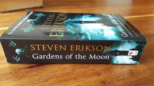 Gardens of the Moon (Malazan Book of the Fallen #1) by Steven Erikson