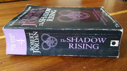 The Shadow Rising (Wheel of Time 4) by Robert Jordan