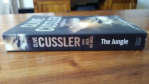 The Jungle (Oregon Files #8) by Clive Cussler and Jack du Brul - Large Softcover