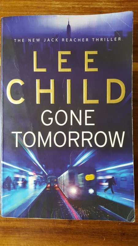 Gone Tomorrow (Jack Reacher #13) by Lee Child - Large Softcover