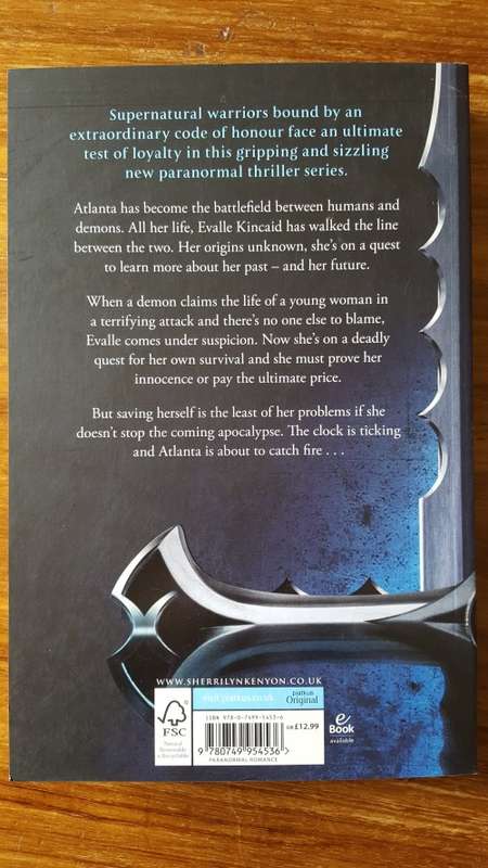 Blood Trinity (Belador #1) by Sherrilyn Kenyon and Dianna Love - Large Softcover