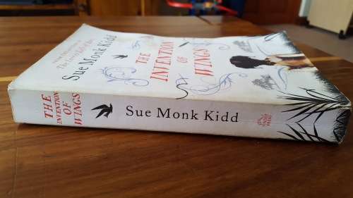 The Invention of Wings by Sue Monk Kidd - Large Softcover