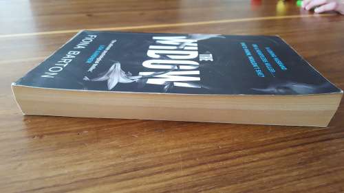 The Widow (Kate Waters 1) by Fiona Barton - Large Softcover