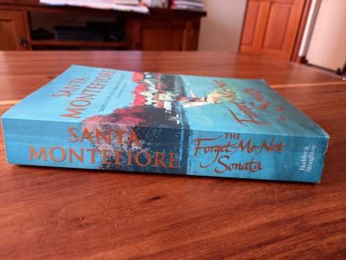 The Forget-Me-Not Sonata by Santa Montefiore - Large Softcover
