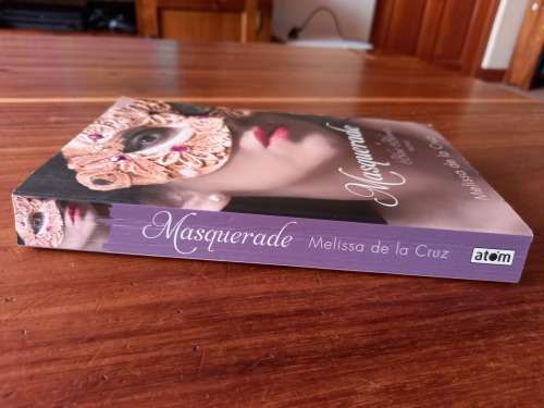Masquerade (Blue Bloods #2) by Melissa de la Cruz