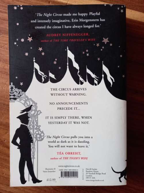 The Night Circus by Erin Morgenstern - Large Softcover