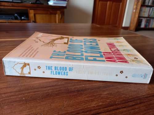 The Blood of Flowers by Anita Amirrezvani - Large Softcover