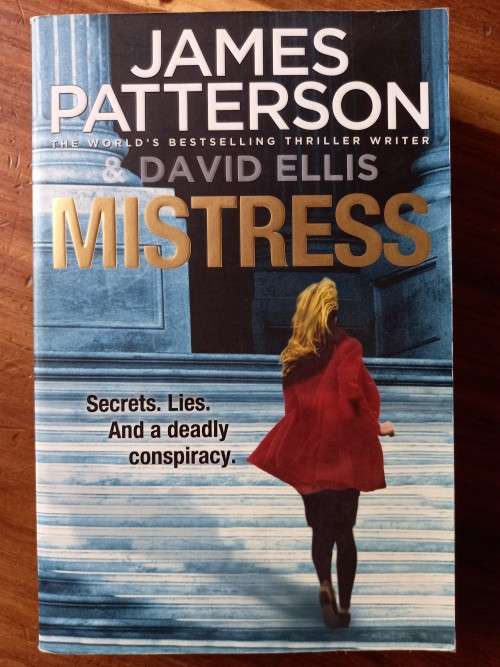 Mistress by James Patterson and David Ellis - Large Softcover