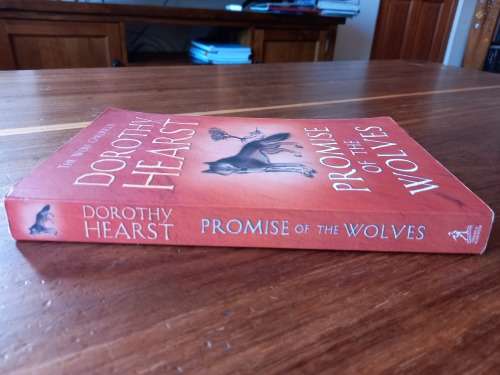 Promise of the Wolves (Wolf Chronicles #1) by Dorothy Hearst - Large Softcover