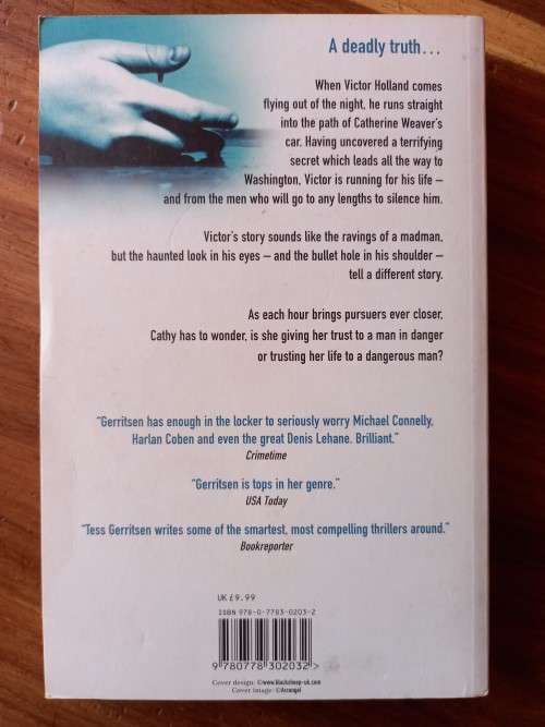 Whistle Blower by Tess Gerritsen - Large Softcover