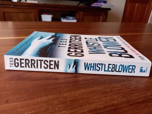 Whistle Blower by Tess Gerritsen - Large Softcover