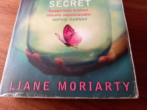The Husband`s Secret by Liane Moriarty