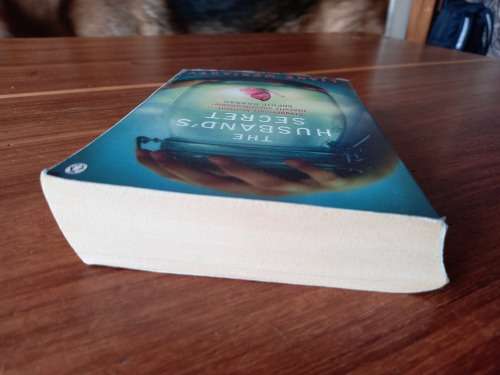 The Husband`s Secret by Liane Moriarty