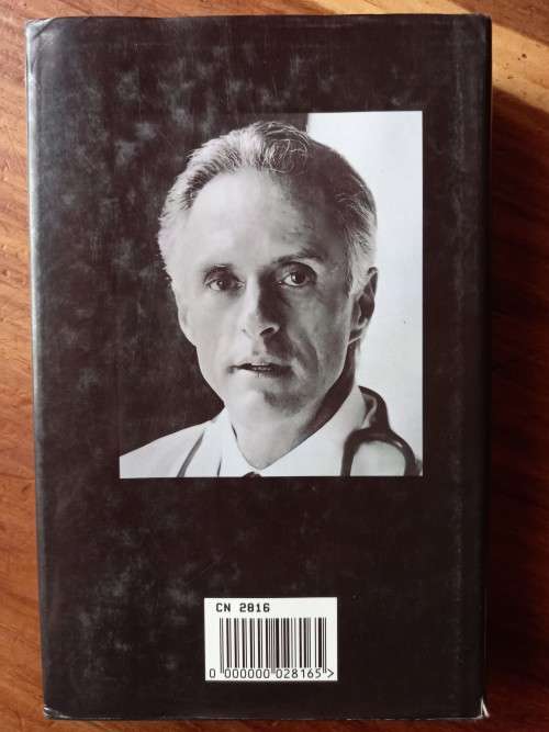 Toxin by Robin Cook - Hardcover
