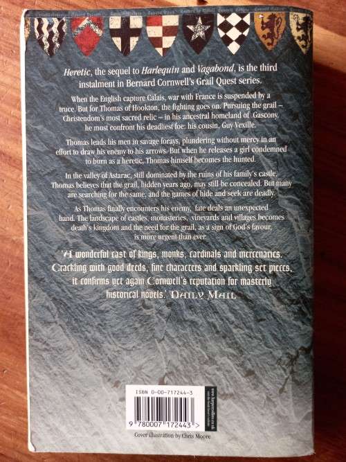 Heretic (Grail Quest #3) by Bernard Cornwell - Large Softcover