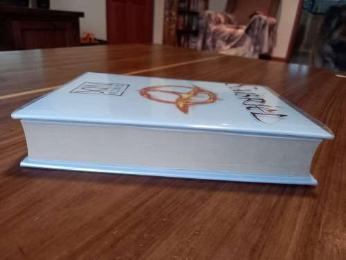 Sabriel (The Old Kingdom #1 /Abhorsen #1) by Garth Nix - Hardcover