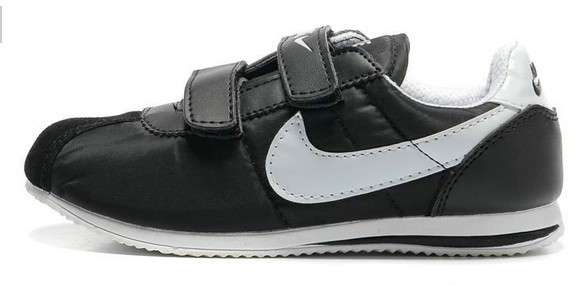 Boys size 2 Nikes