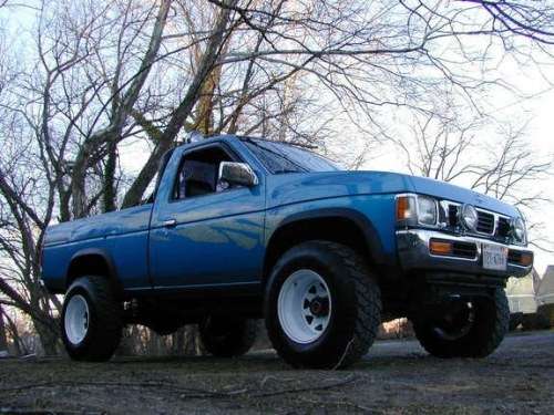 Nissan D21 Hardbody (1995) service manual (E-book)