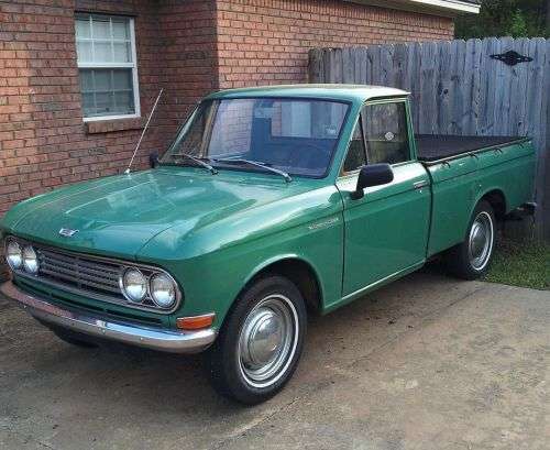 Datsun Pickup 510 (1968 to 1972) service Manual (E-book)