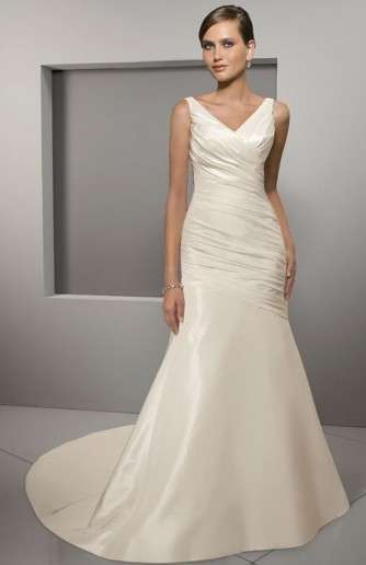 Bridal Gown. Available to order in variety of colours and sizes to measure. FREE delivery!!!