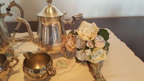 ROYAL Albert add silver