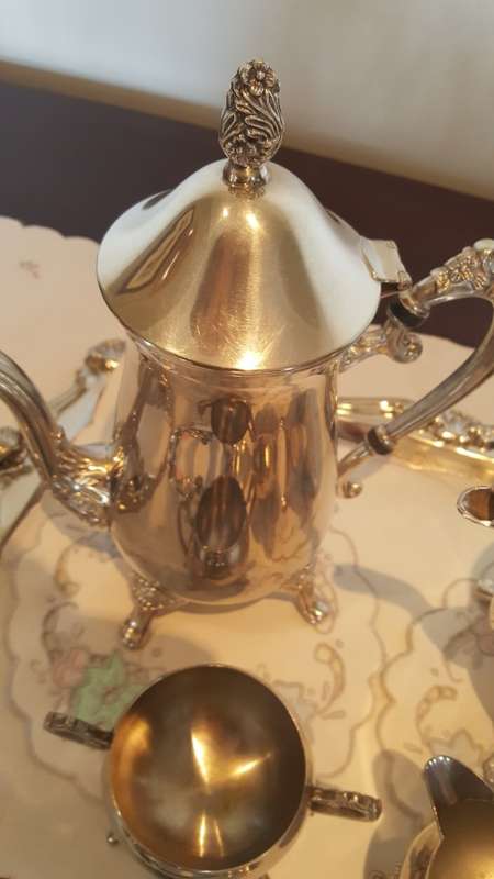 ROYAL Albert add silver