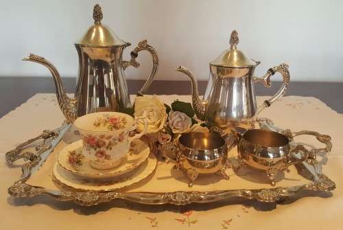 ROYAL Albert add silver