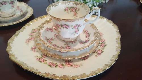 Dimity Rose ROYAL ALBERT