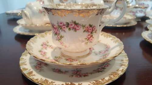 Dimity Rose ROYAL ALBERT