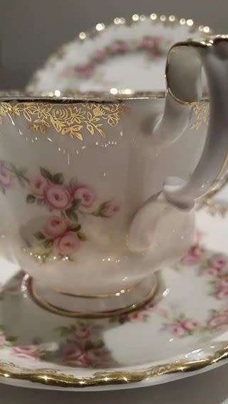 Dimity Rose ROYAL ALBERT
