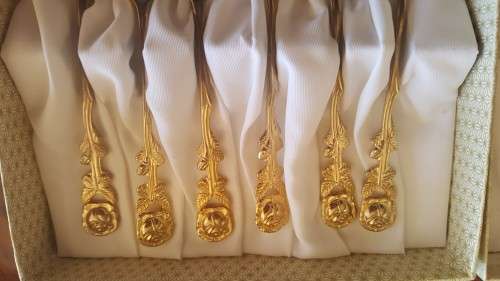Gold plated tea spoons 6