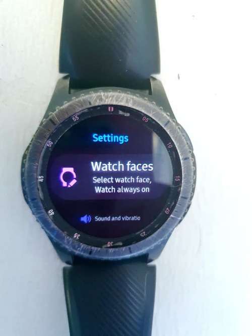 Samsung Gear S3 Frontier Smartwatch