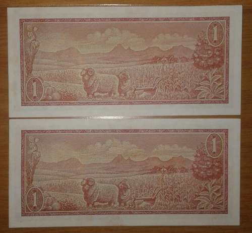 1975 TW de Jongh R1 notes in sequence X2 in Extra Fine Condition