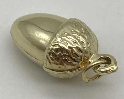 Vintage 9ct 'Acorn' Charm