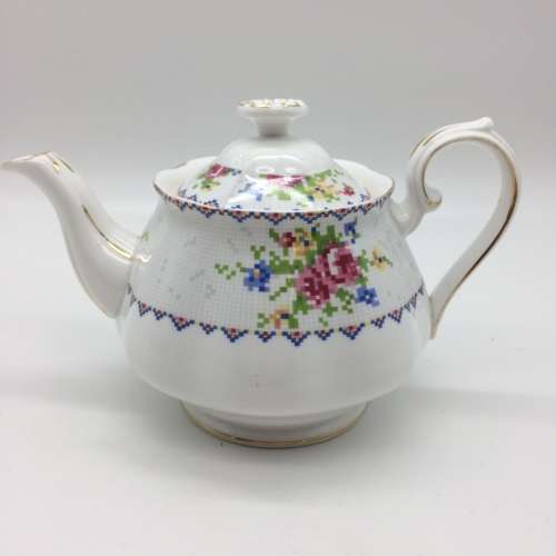 Vintage Royal Albert 'Petit Point' Teapot (Small)