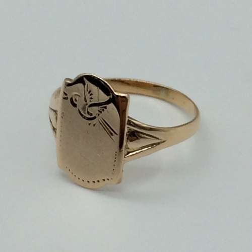 Early Rose Gold Lady's Signet Ring