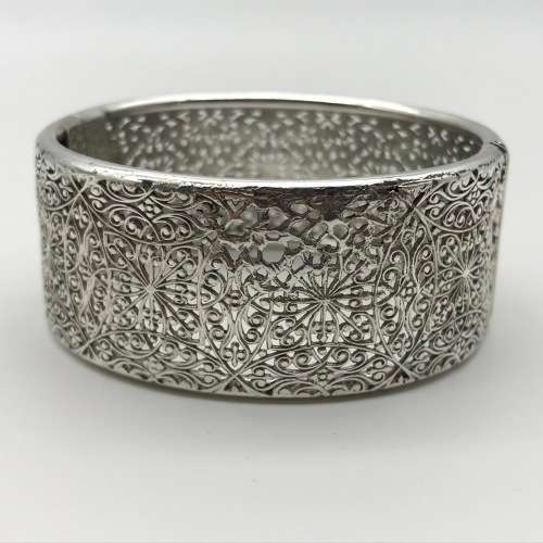 Early Solid Silver Filigree Hinged Bangle