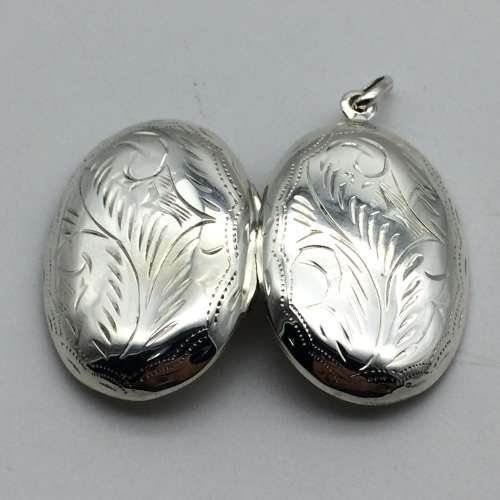 Lovely Oval Etched Sterling Silver Locket