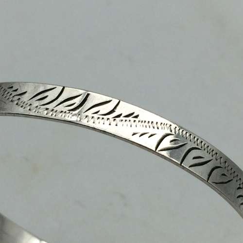 Attractive Vintage Silver Hallmarked Bangle/Bracelet