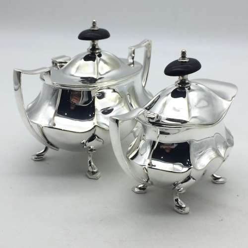 Beautiful Silver-Plated Tea Set (1920/30`s)
