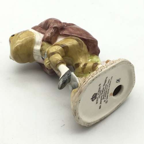 Beatrix Potter `Mr. Jeremy Fisher Digging` Figurine