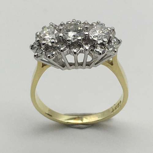 Fabulous 18ct Gold & Diamond Ring (V. R103 730)