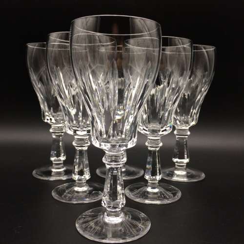 Lovely `Crystal White Wine` Glasses (6)