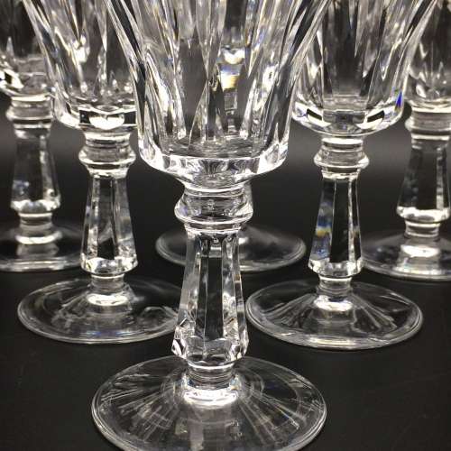 Lovely `Crystal White Wine` Glasses (6)